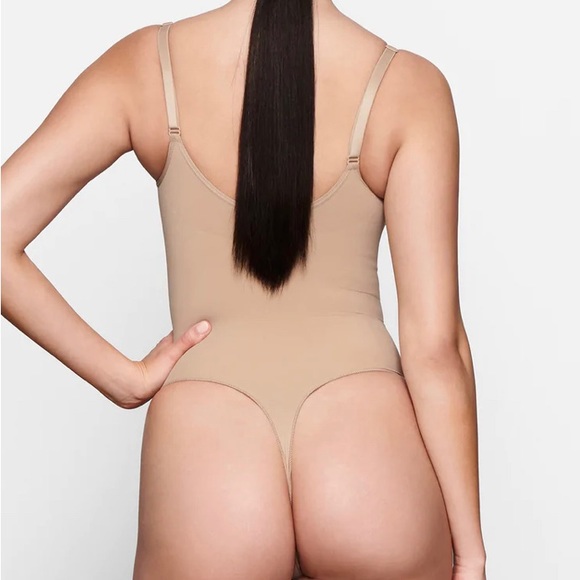SKIMS - SCULPTING THING BODYSUIT (2)S/M (1) 2X/3X - Picture 3 of 8